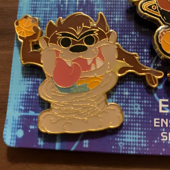 4 Pcs Funko POP Space Jam A New Legacy Pin Set Tune Squad Walmart Exclusive New - Picture 5 of 8